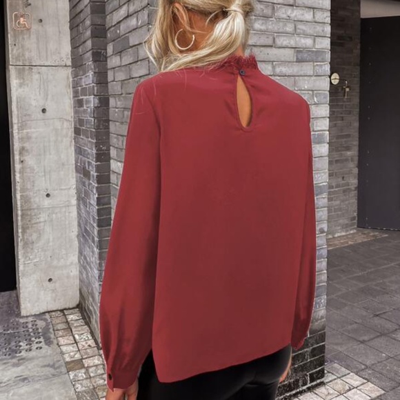 Luxe Classic Lace Solid Work Minimalist Top - Picture 8 of 10